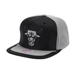 Mitchell & Ness NBA Chicago Bulls NBA Day One Snapback Bulls cap 6HSSMM19224-CBUBKGY - Sportmania.hu