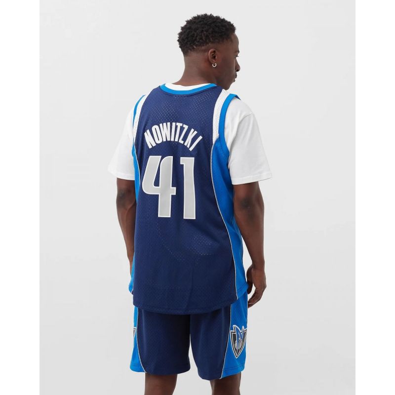 Mitchell &amp; Ness NBA Swingman Dallas Mavericks Dirk Nowitzki M T-shirt SMJY1148-DMA11DNOASBL