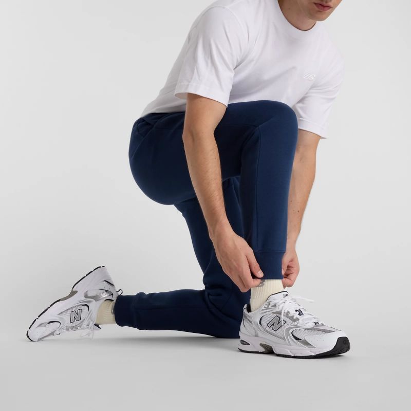 New Balance Sport Graphic Fleece Jogger M MP51940NNY nadrág - Sportmania.hu