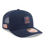 New Era Chicago Bears NFL Sideline 2025 Navy 9SEVENTY Trucker Stretch Snap - baseball sapka