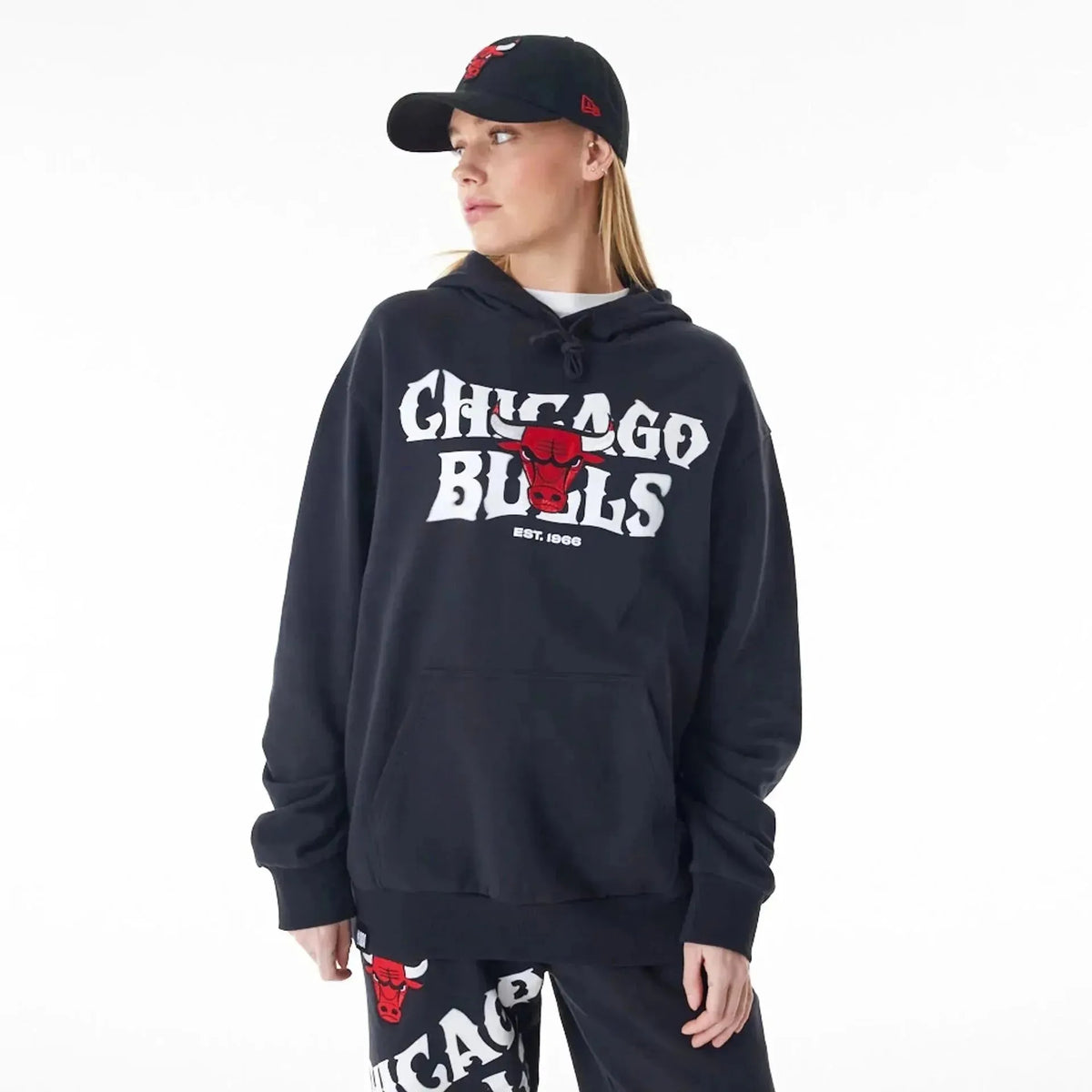 New Era Chicago Bulls NBA Graphic Black Oversized kapucnis pulóver