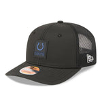 New Era Indianapolis Colts NFL Sideline 2025 Black 9SEVENTY Trucker Stretch Snap - baseball sapka