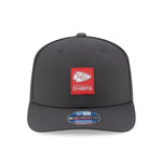 New Era Kansas City Chiefs NFL Sideline 2025 Charcoal 9SEVENTY Stretch Snap - baseball sapka