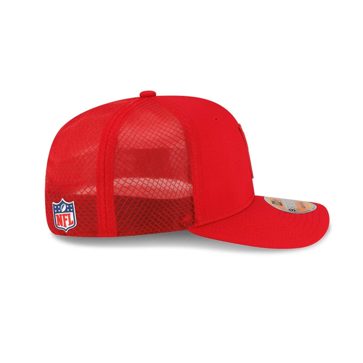 New Era Kansas City Chiefs NFL Sideline 2025 Red 9SEVENTY Trucker Stretch Snap - baseball sapka