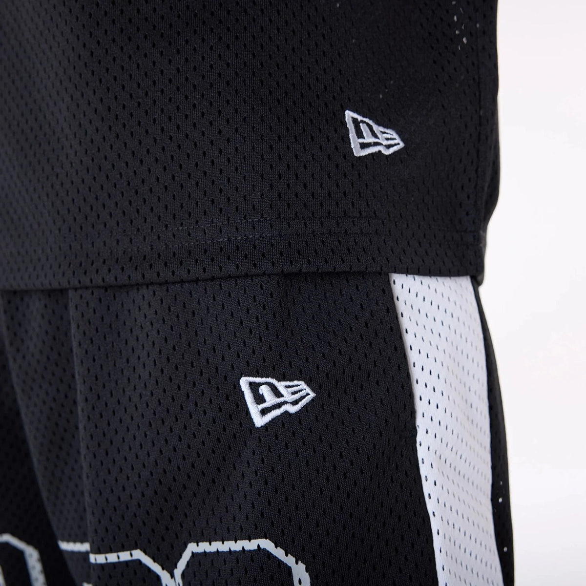 New Era Las Vegas Raiders NFL Mesh Black Short