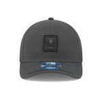 New Era Las Vegas Raiders NFL Sideline 2025 Charcoal 9FORTY M-Crown - baseball sapka