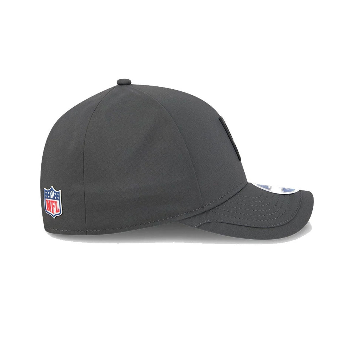 New Era Las Vegas Raiders NFL Sideline 2025 Charcoal 9FORTY M-Crown - baseball sapka