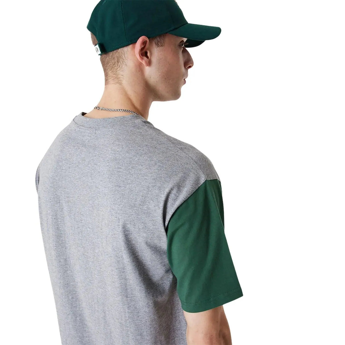New Era Milwaukee Bucks NBA Cut Sew Grey Oversized férfi Póló