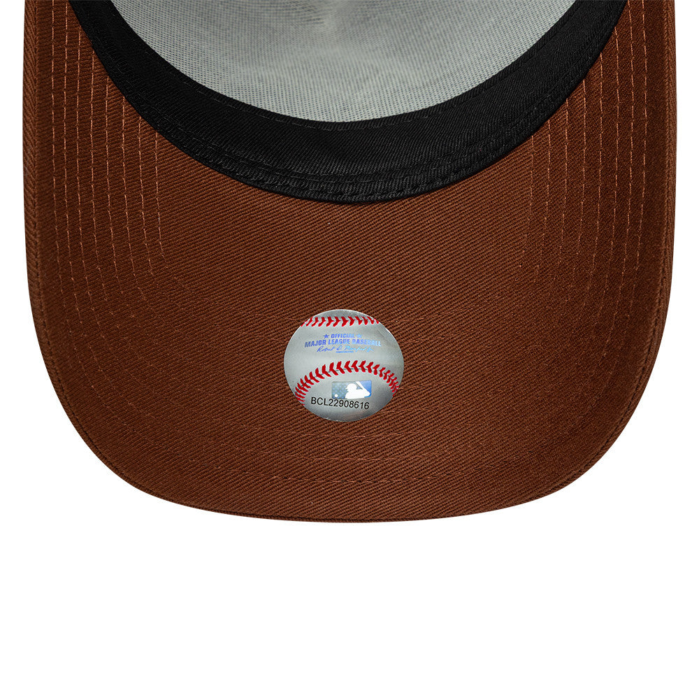 New Era New York Yankees MLB Outline Brown 9FORTY E-Frame Trucker sapka