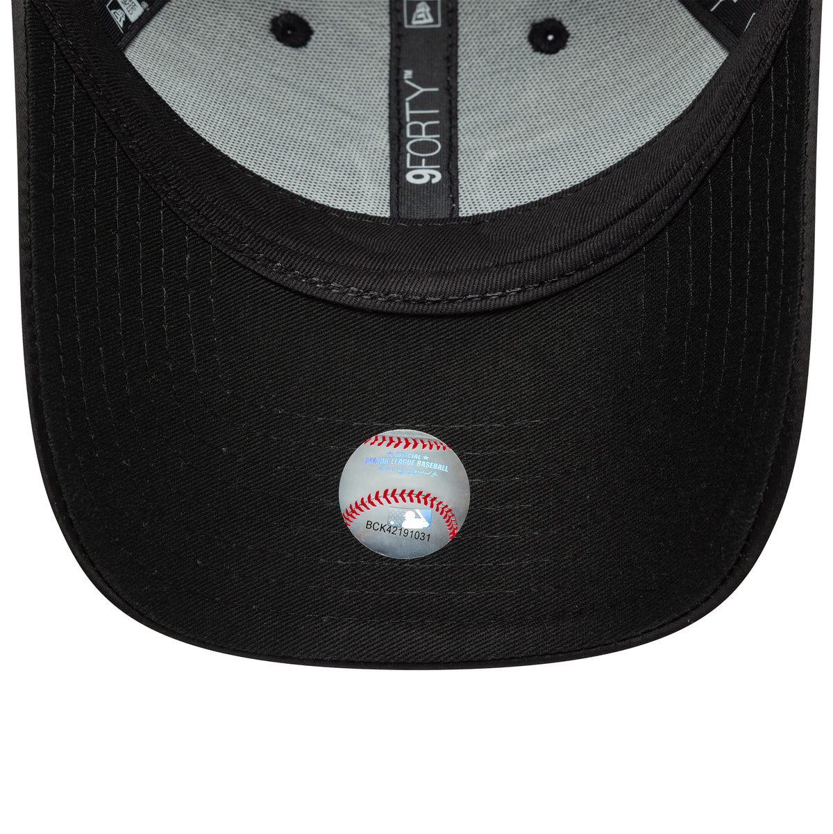 New Era New York Yankees MLB Satin 9FORTY szatén baseball sapka