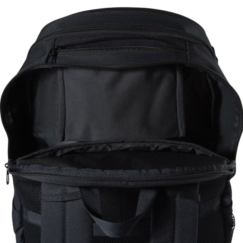 Nike Academy Team L Backpack – a sports backpack with a ball and laptop compartment hátizsák