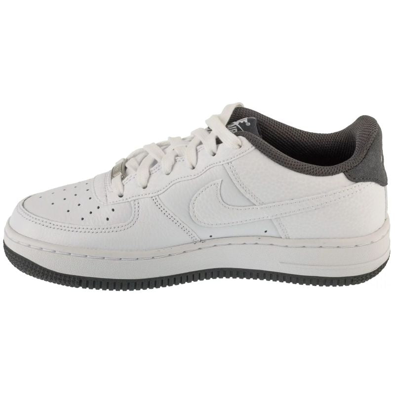 Nike Air Force 1 07 Lv8 Jr HJ4560-100 cipő - Sportmania.hu
