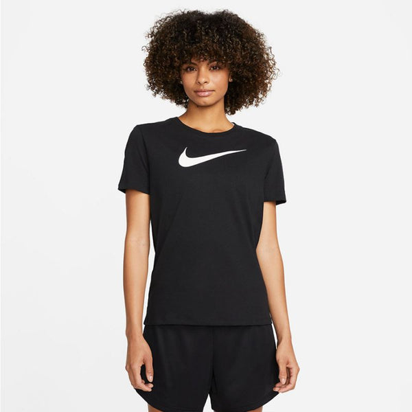 Nike DF Swoosh W T-shirt FD2884-010 Póló - Sportmania.hu