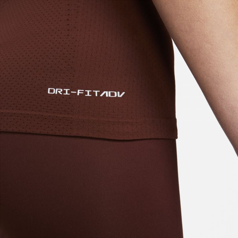 Nike Dri-FIT ADV Aura T-shirt W DD0588-273 Póló Ruházat Póló - Sportmania.hu