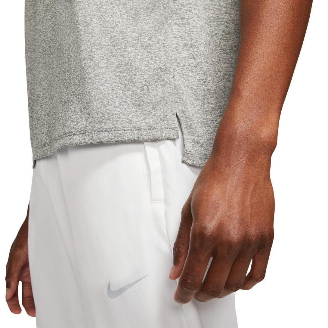 Nike Dri-FIT Rise 365 , férfi Póló - Sportmania.hu