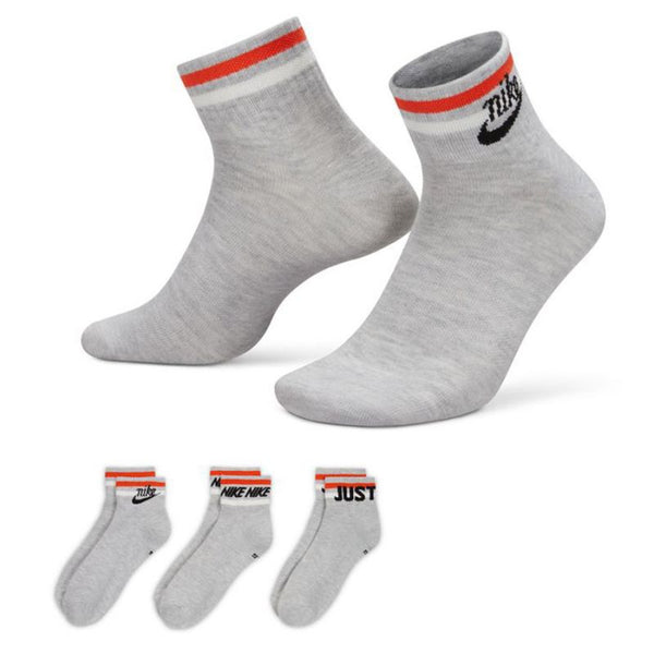 Nike Everyday Essential 3Pack DX5080 050 socks Zokni - Sportmania.hu