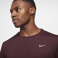Nike Miler Men\"s Dri-FIT UV Sh férfi Aláöltözet