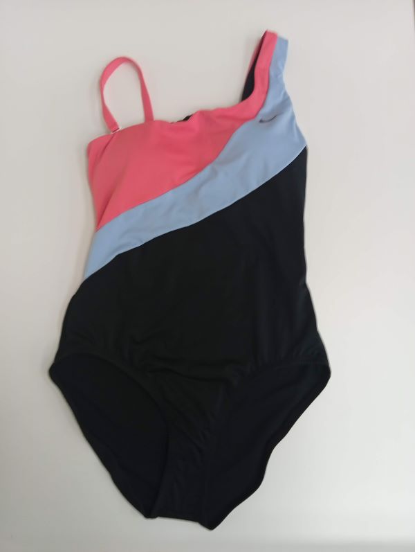 Nike MISSY ASYMMETRICAL ONE PIECE B ( Swim) női