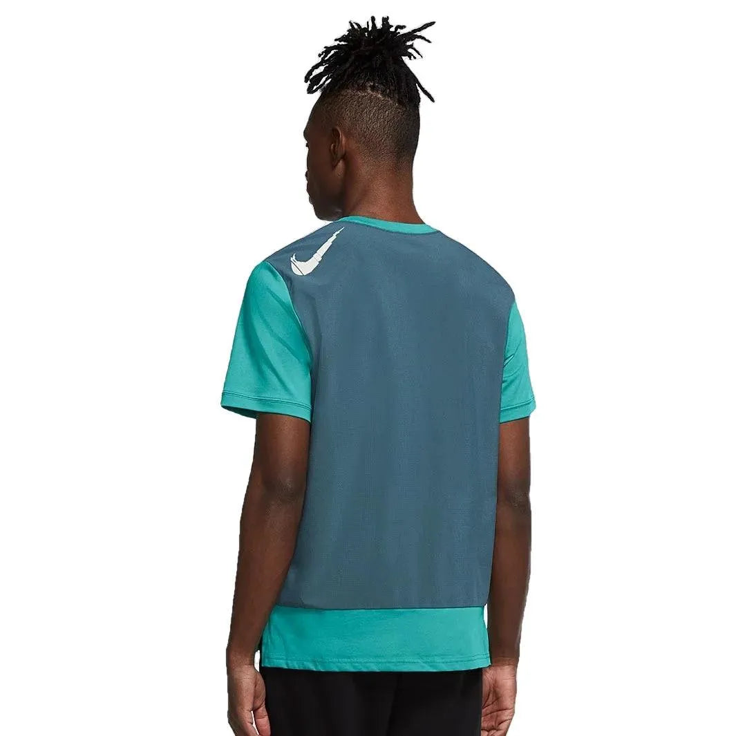 Nike_ Nike Dri-FIT Póló - Sportmania.hu