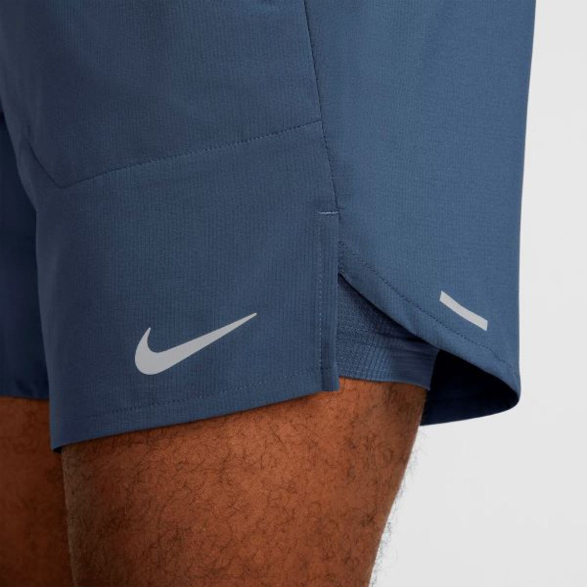 Nike Stride Men\"s Dri-FIT 7\" férfi rövidnadrág