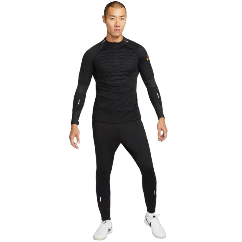 Nike Techfit Strike Drill Top Winter Warrior M DC9156 010 sweatshirt Pulóver - Sportmania.hu