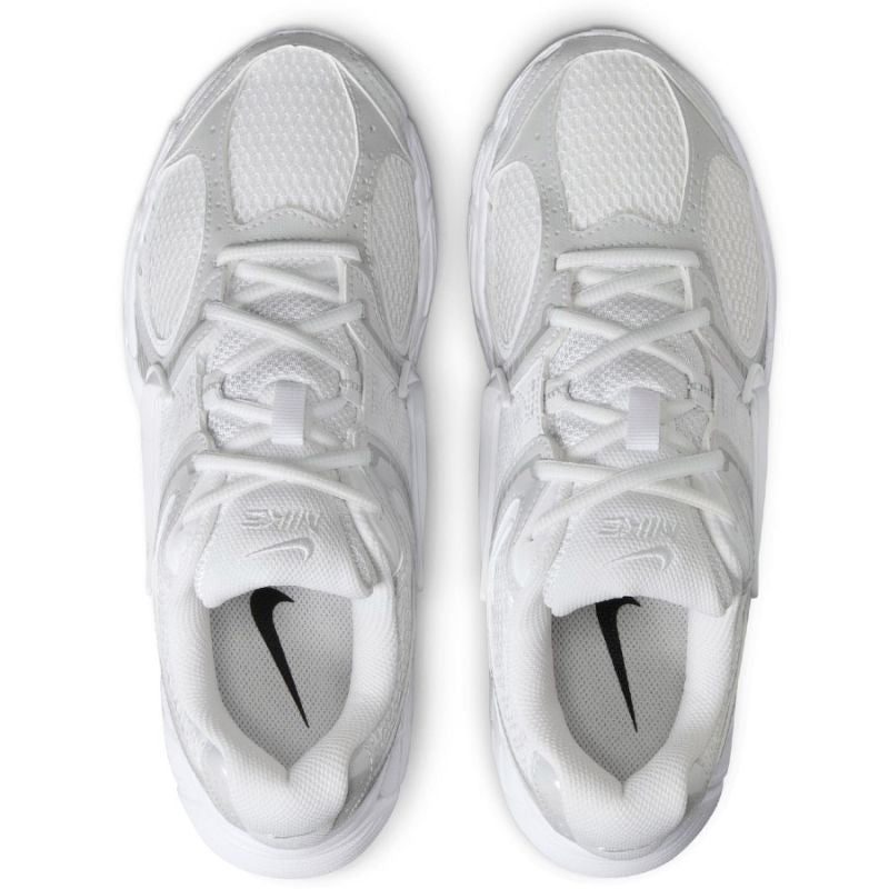 Nike V5 RNR W HQ7901-101 Shoes cipő - Sportmania.hu