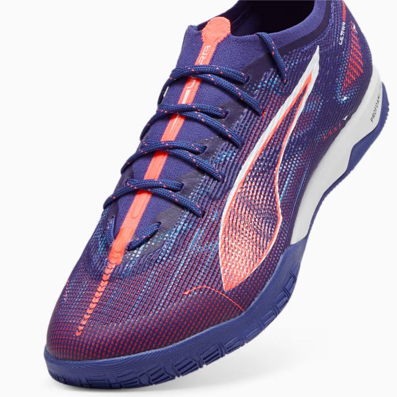 Puma Ultra 5 Pro Court IN M 107888-01 Cipő - Sportmania.hu