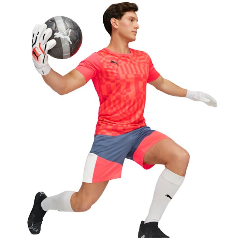 Puma Ultra Play RC 41862 01 goalkeeper gloves Kiegészítők