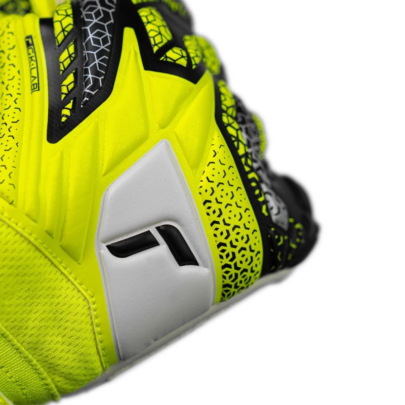 Reusch Goalkeeper gloves Attrakt Grip M 5570815 2014 Kapuskesztyű - Sportmania.hu