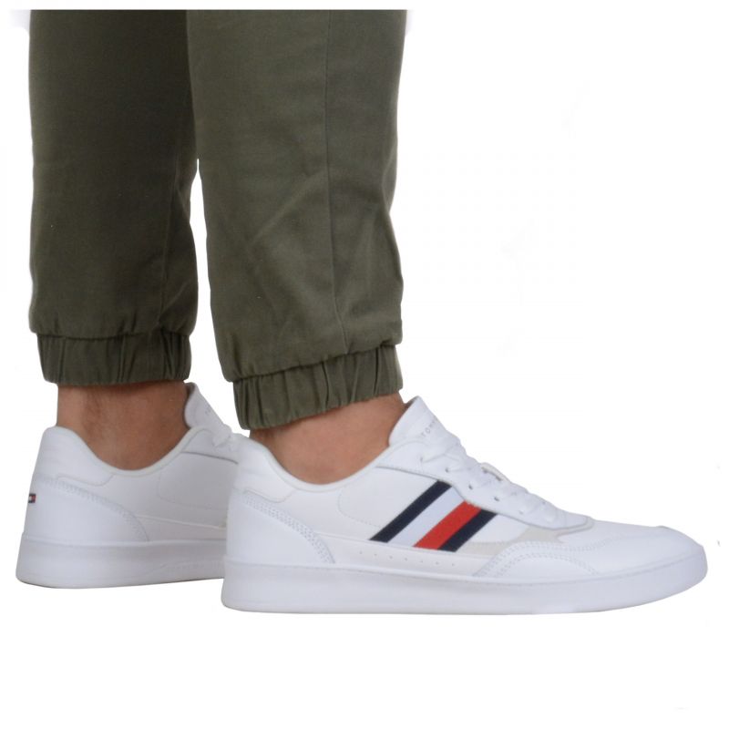 Tommy Hilfiger Court Cupsole Retro Lth Stripes M FM0FM04828YBS Cipő - Sportmania.hu