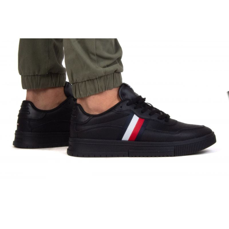 Tommy Hilfiger Supercup Leather Stripes M FM0FM048240GQ Cipő - Sportmania.hu