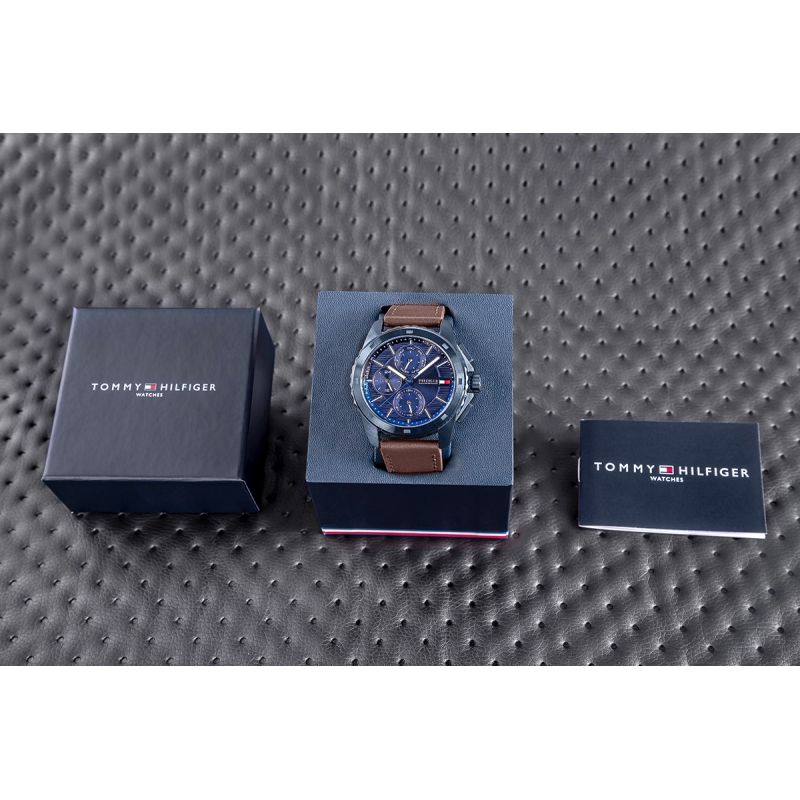 Tommy Hilfiger Walker Men's Watch + BOX fekete férfi pulóver 1710632