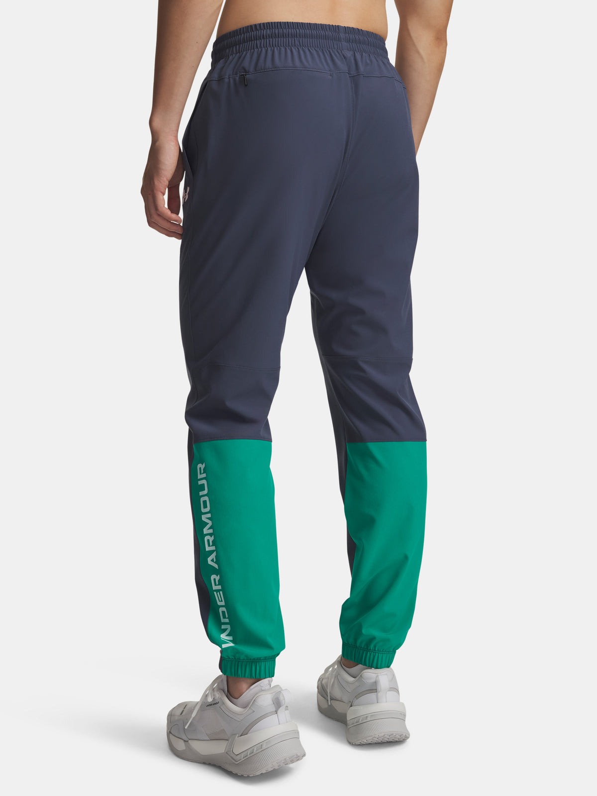 Under Armour Férfi sportnadrág UA Tech Utility Woven nadrág, szürke