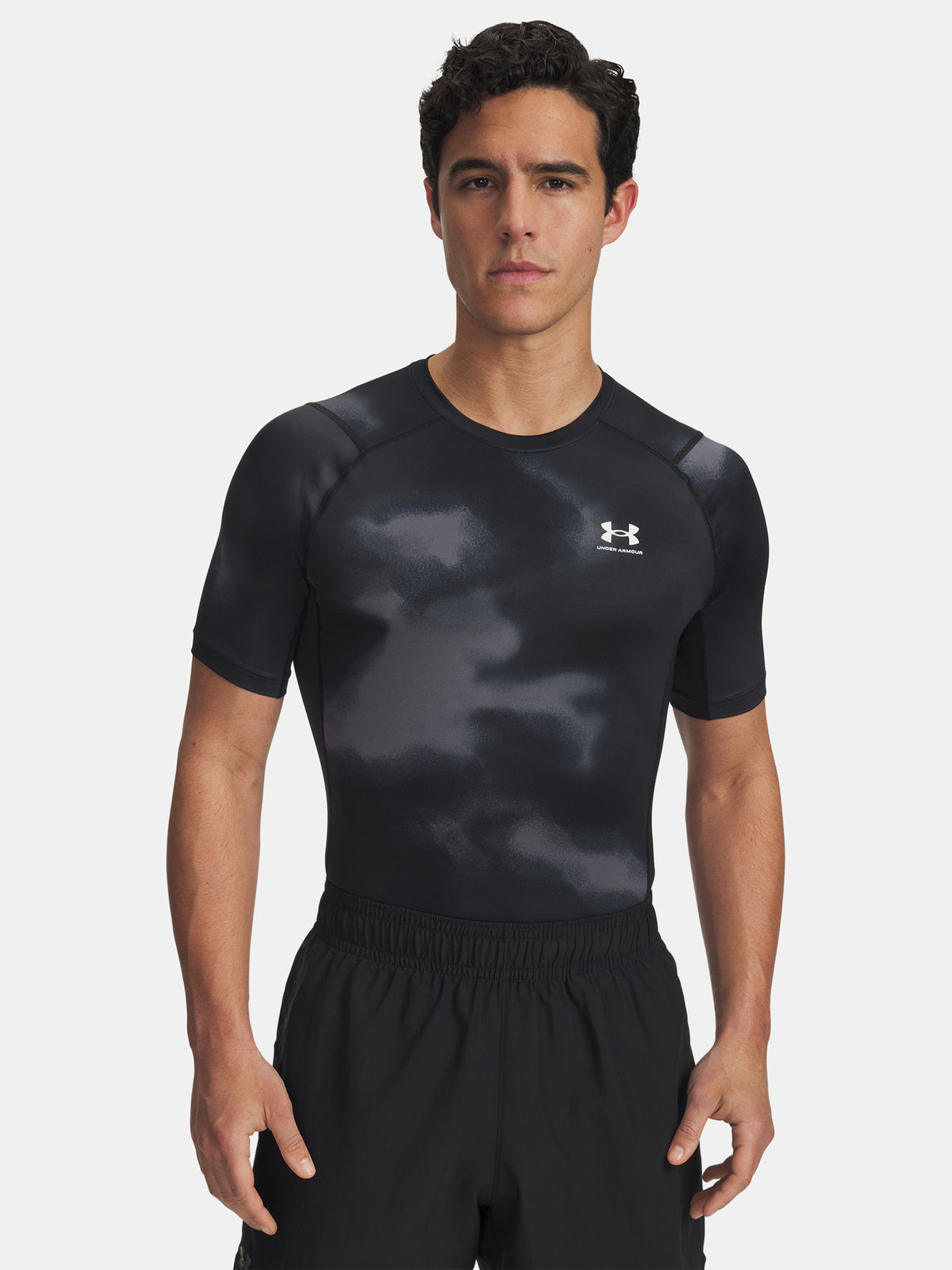 Under Armour Férfi UA HG Armour Printed SS-BLK póló