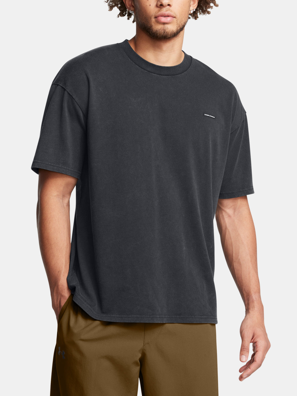 Under Armour Férfi UA HW OS LOGO WASH SS póló