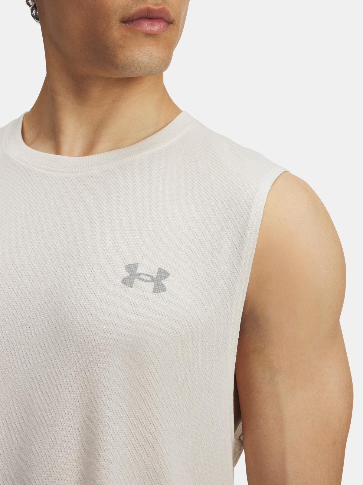 Under Armour Férfi UA TRAIL RUN LAUNCH TANK-BRN trikó kiegészítő