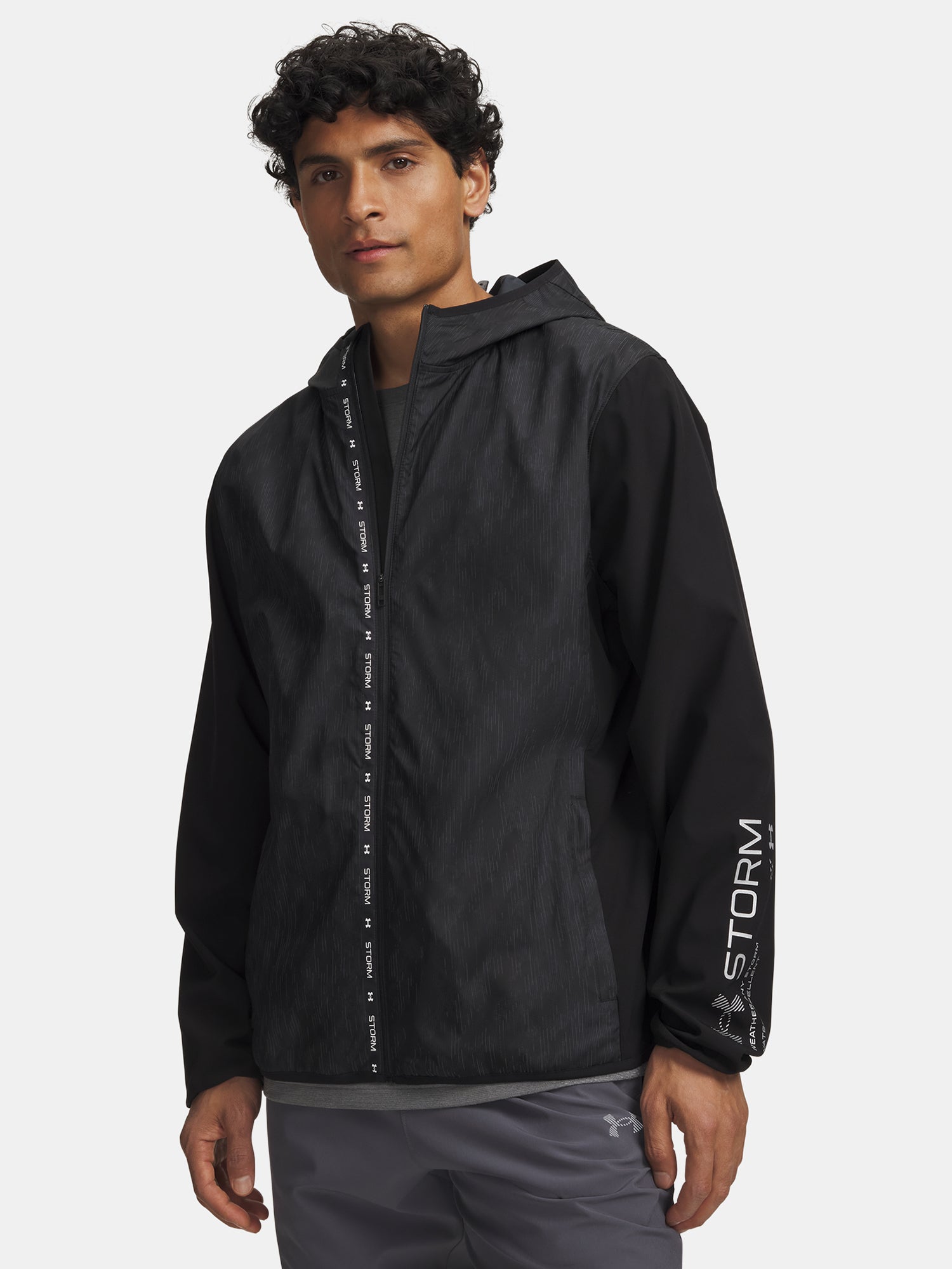Under Armour Férfi UA Velociti CW STORM dzseki