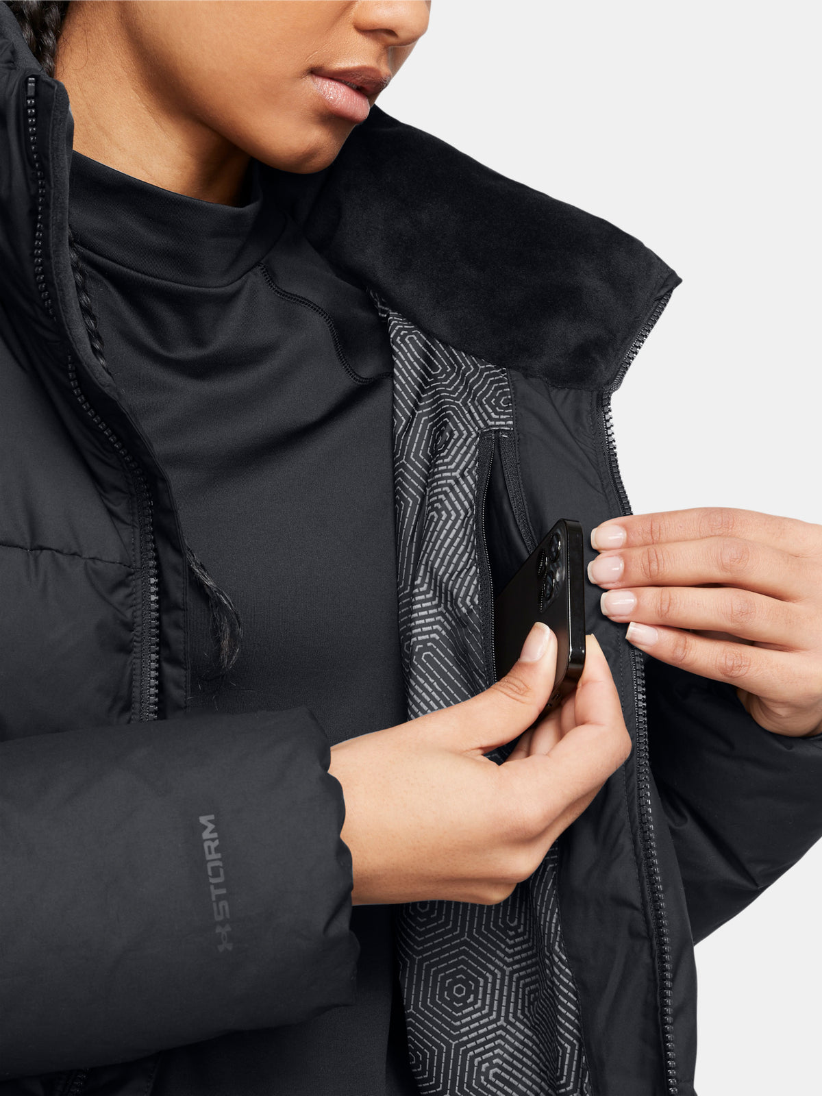 Under Armour Nõi LIMITLESS DOWN PUFFER kabát