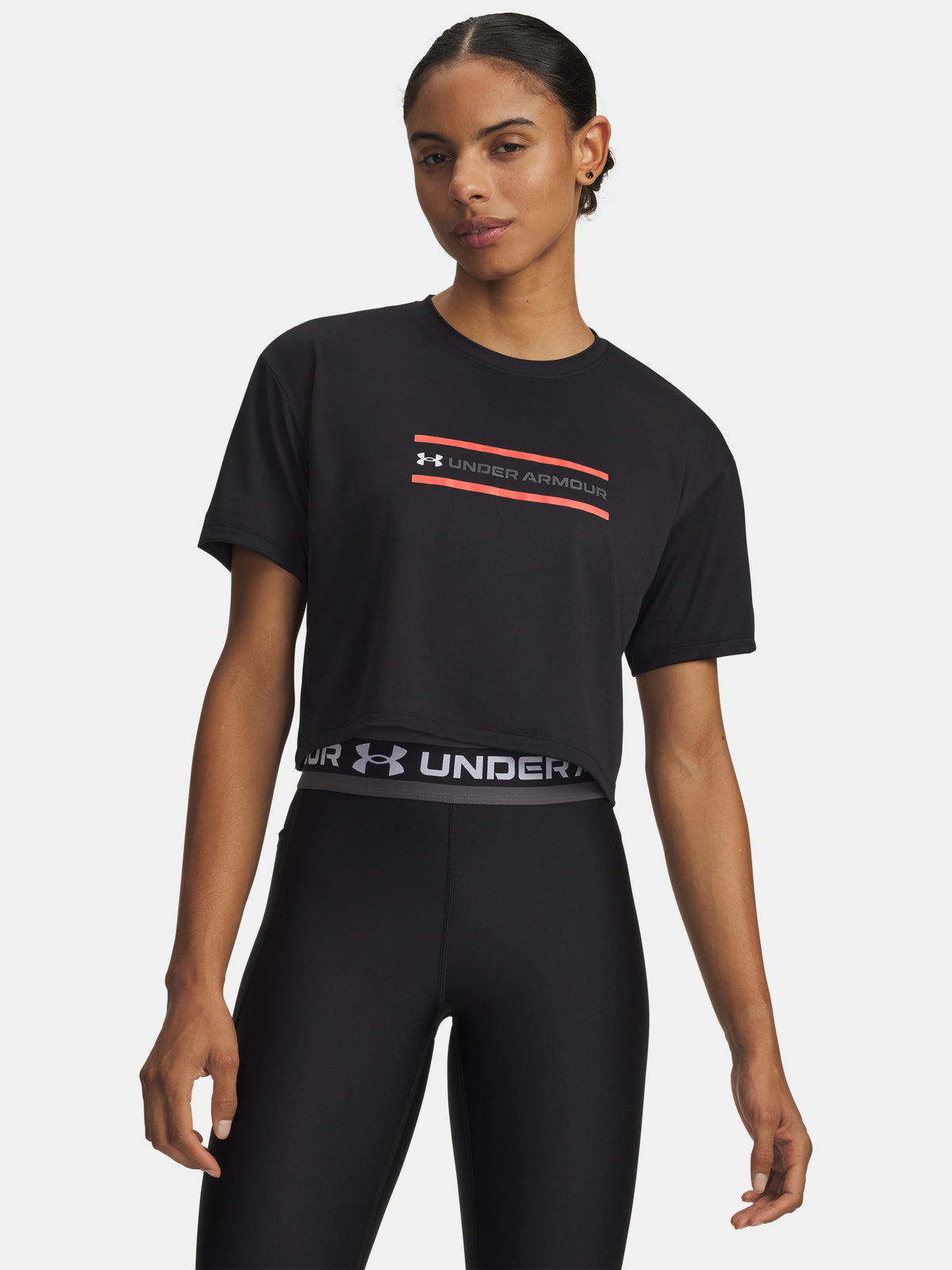 Under Armour Nõi Tech Branded Crop SS fekete póló
