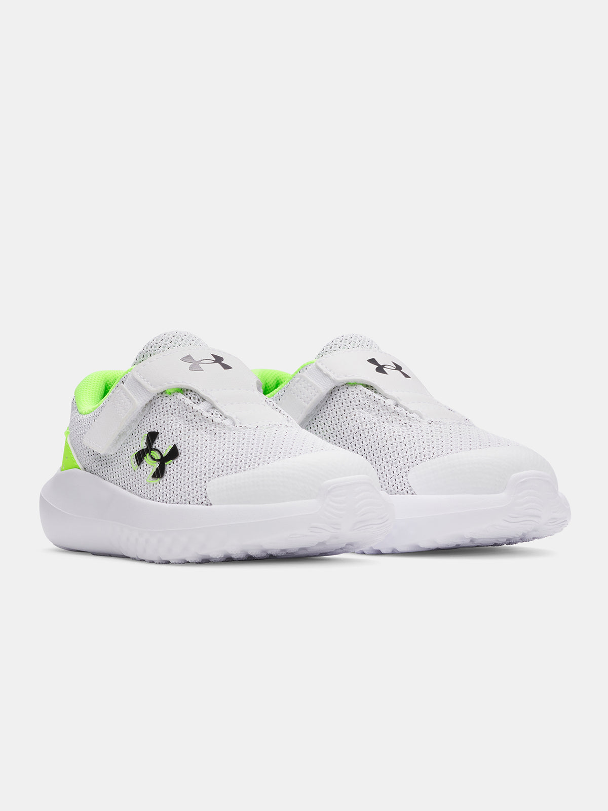 Under Armour UA BINF Surge 4 AC fehér gyerek edzőcipő