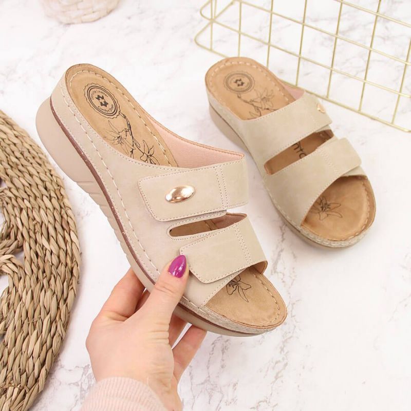 eVento W EVE224B beige wedge sandals with velcro bézs szandál
