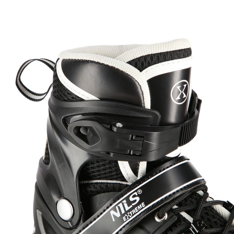 Nils Extreme NH10905 4in1 inline skates with replaceable hockey blade, black LED, size M (35-38) fekete sípcsontvédő