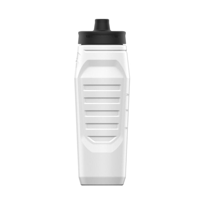 Under Armour Armor Sideline Squeeze water bottle 950 ml UA70090 1364835 100 Edzőfelszerelés