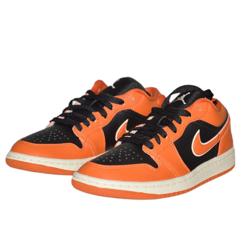 AIR Jordan Women's 1 Low Se Sport Spice/Black-Coconut Milk - fekete cipő