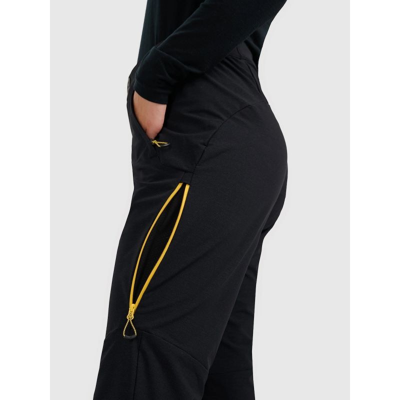 Women's trekking trousers 4F