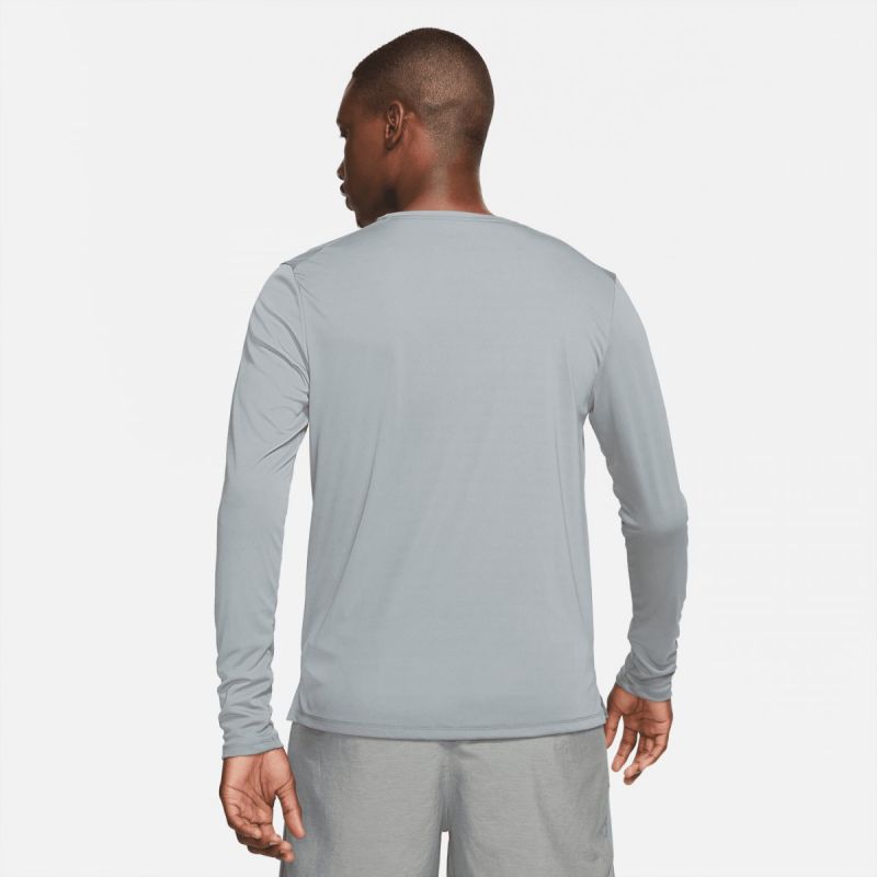 Nike Dri-FIT Miler M DD4576-084 T-shirt Póló