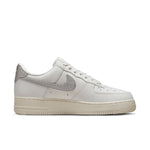 Nike Air Force 1 '07 W DQ7569-100 fehér utcai cipő