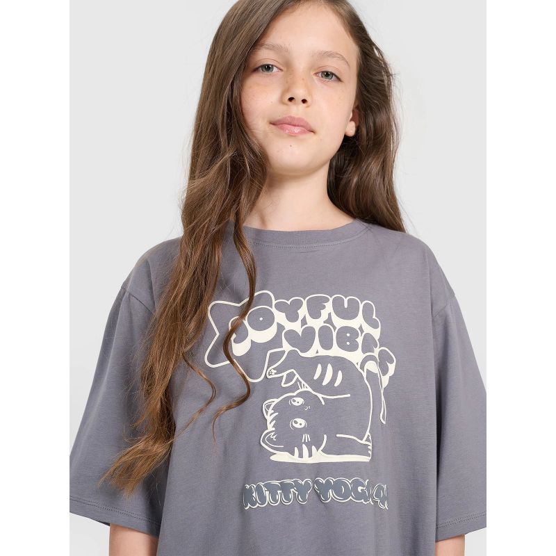 Oversized T-shirt with print for girls 4F 4FJRAW25TTSHF3197-22S póló