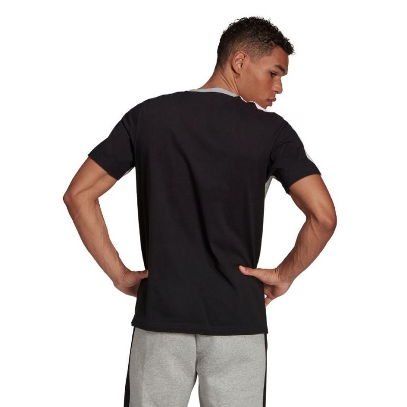 adidas Essentials Colorblock Single Jersey Tee M HE4334 Póló