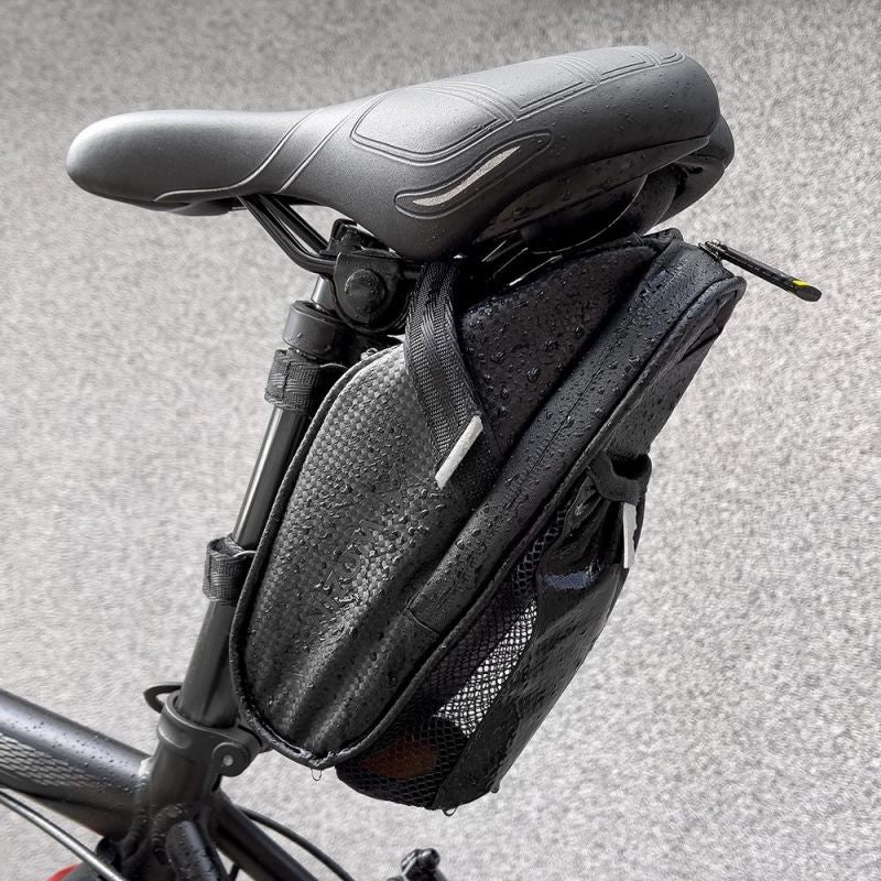 Wozinsky Bicycle Saddle 1.5L Black ( ) fekete táska 304004-63971